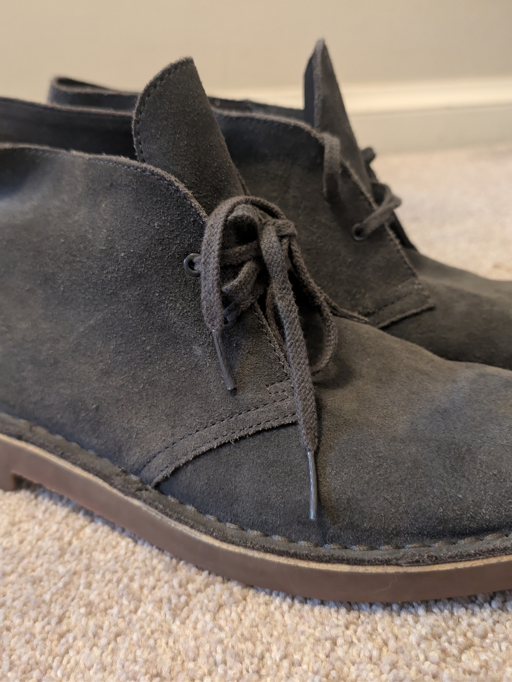 Clarks Men's Grey Suede Desert Boots 10.5 EUC